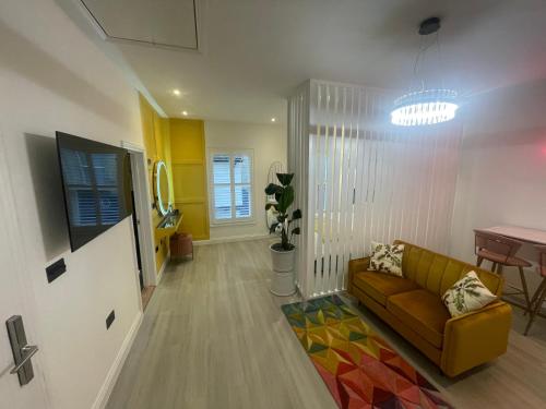 Stylish Studio — 4-Star Luxury Hotel in Colchester, United Kingdom