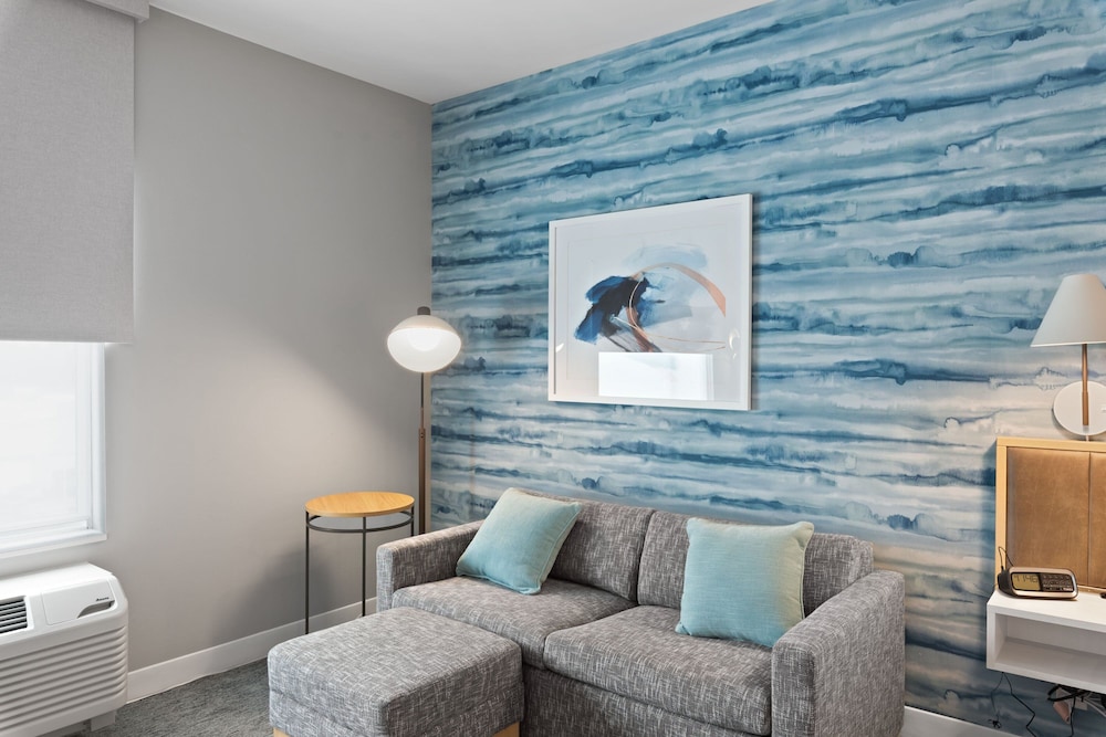 Towneplace Suites By Marriott White Hall - photo 37