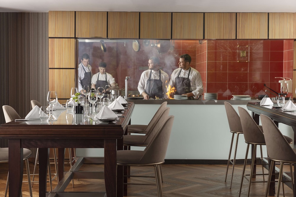 מזון ומשקאות