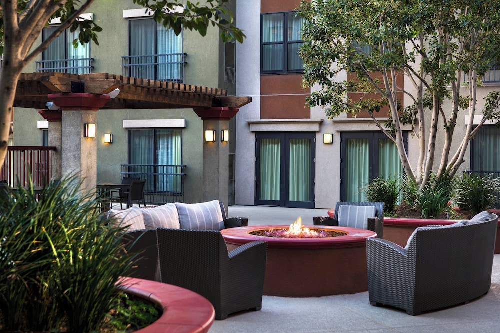 Residence Inn by Marriott Los Angeles Burbank Downtown - photo 26