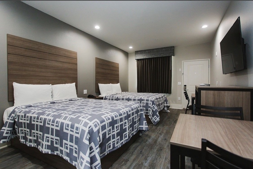 Palace Inn Conroe - photo 6