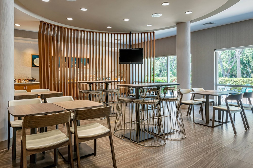 Springhill Suites by Marriott Vero Beach - photo 42