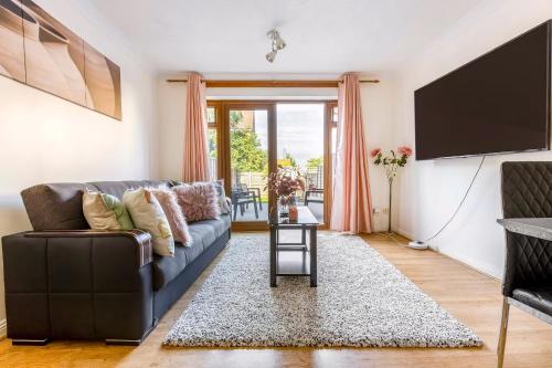 Cozy Family Friendly House — Erith — photo 2