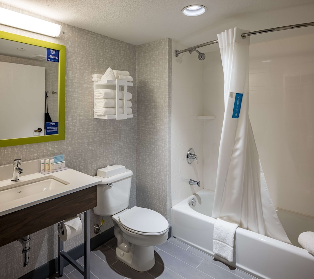 Hampton Inn Bentonville Rogers - photo 27