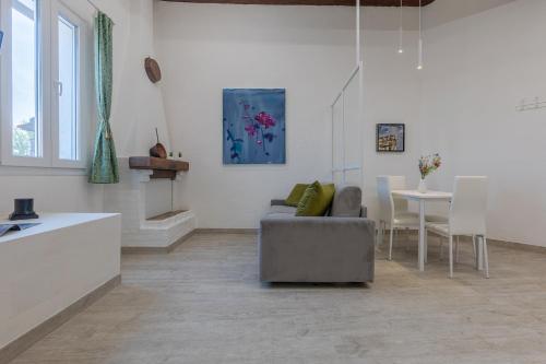 GuestHost Coperta Retreat Near Estense Castle — 4-Star Luxury Hotel in Ferrara, Italy