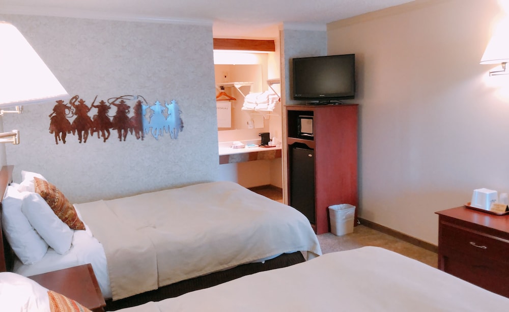Covered Wagon Motel - photo 27