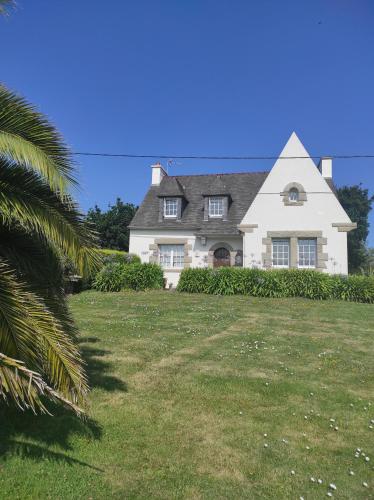 Les Lilas in Paimpol, France