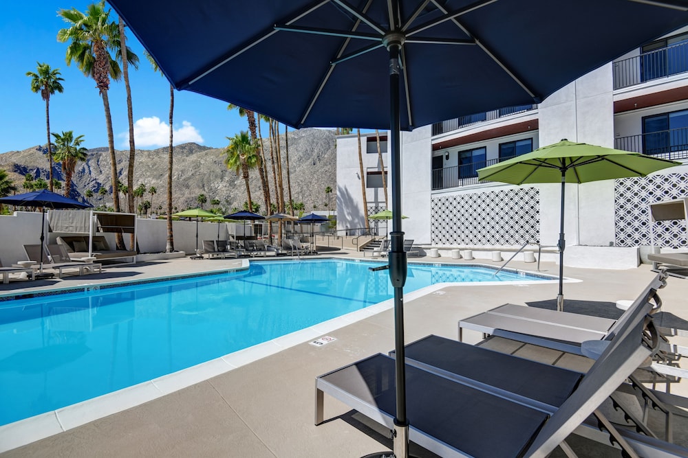 The Dunes Hotel - photo 40