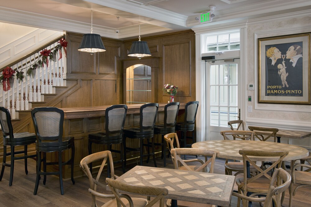 Old Town Bluffton Inn - photo 6