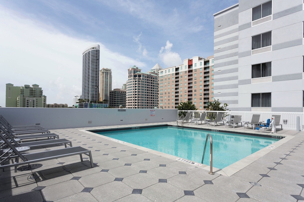 Fairfield Inn & Suites by Marriott Fort Lauderdale Downtown - featured photo