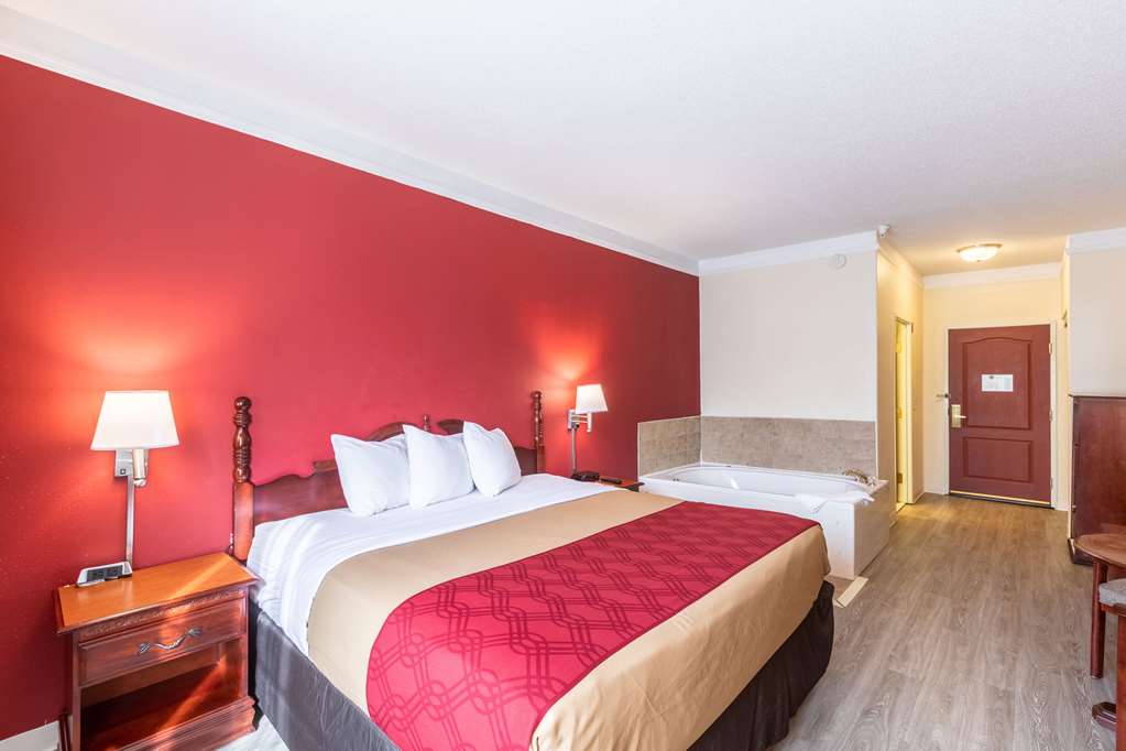 Econo Lodge Inn and Suites Douglasville GA - photo 12