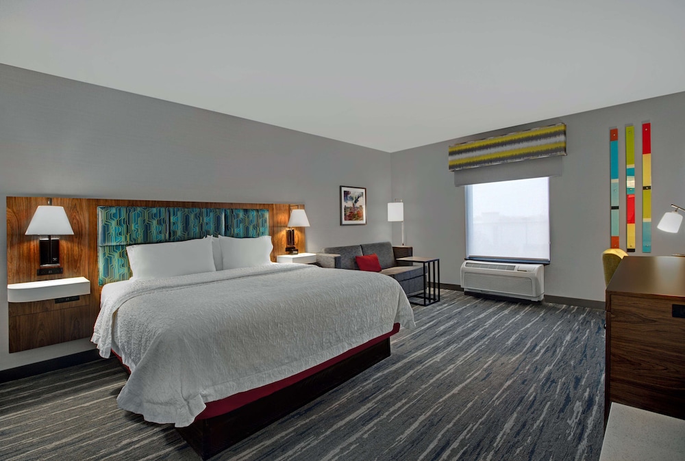 Hampton Inn & Suites Syracuse Dewitt - photo 17