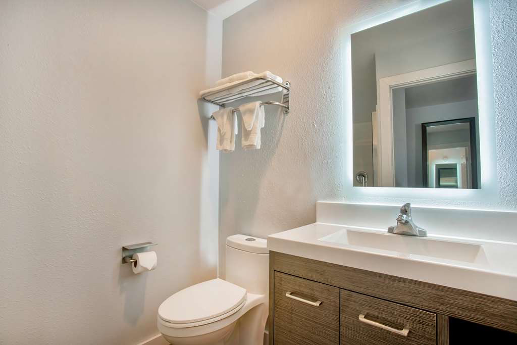 Studio 6 Suites Albany OR - photo 10