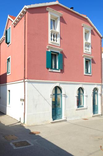 Villa Mila — 4-Star Luxury Hotel in Vela Luka, Croatia
