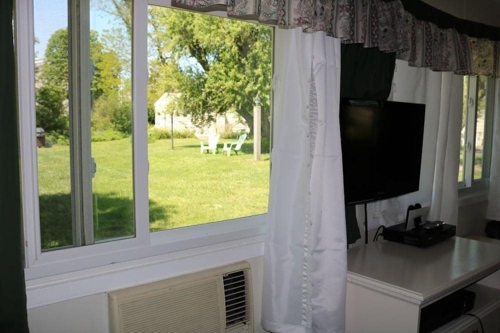 Southold Beach Motel — hotel in Southold