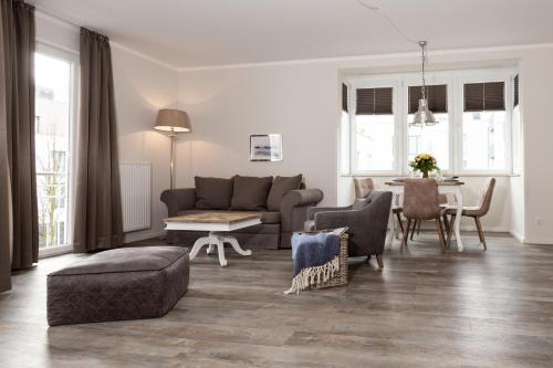 strandnahe FeWo mit Balkon Residenz Bel Vital Wohnung 02 Binz — 4-Star Luxury Hotel in Ostseebad Binz, Germany