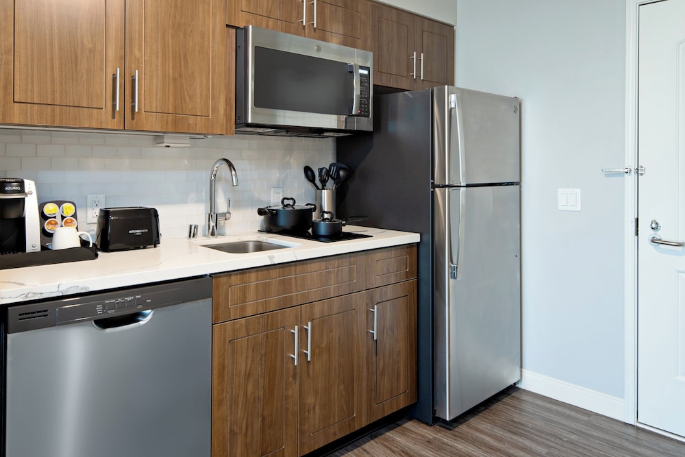 Staybridge Suites Long Beach Airport by IHG - photo 16