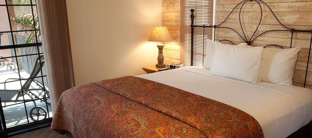 Hotel California a Town and Desert Boutique Hotel - photo 24