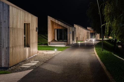 Arca Resort - carbon neutral hotel in Blagesti