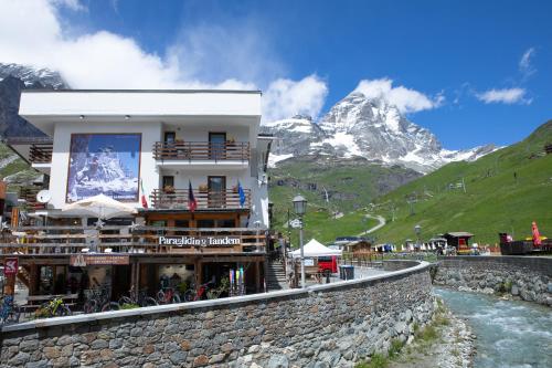 Hotel Meuble’ Joli in Valtournenche, Italy
