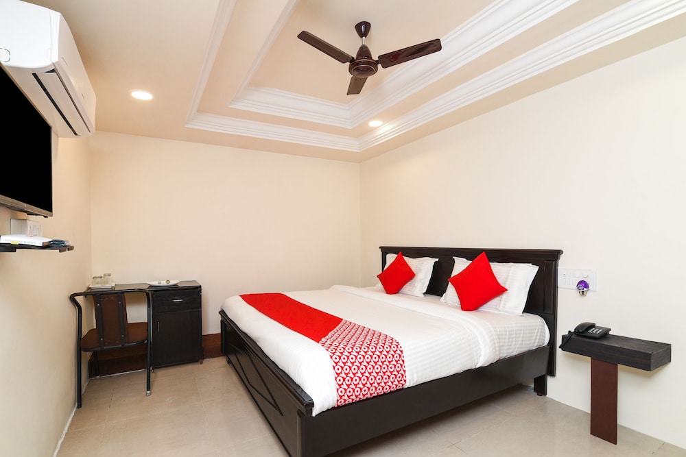 OYO 27889 Akshaya Pride in Vijayawada, India