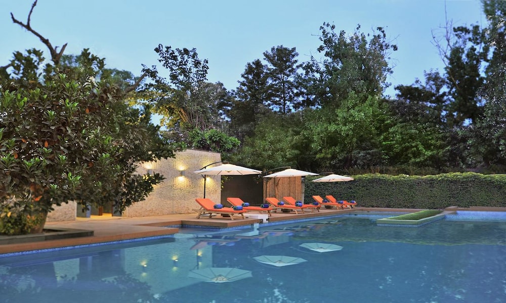 Fortune Park Boulevard — 4-Star Luxury Hotel in New Delhi, India