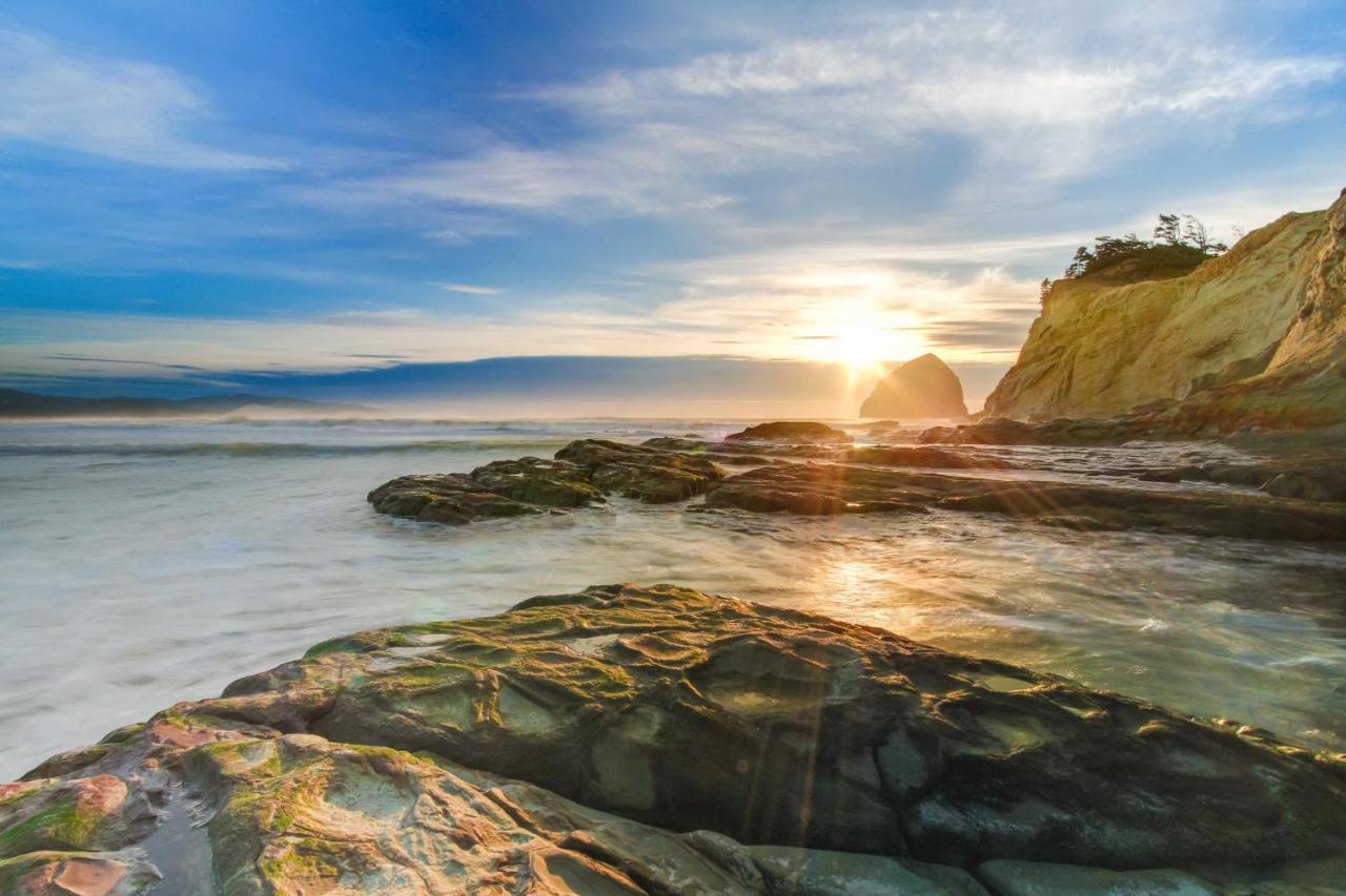 The Capella in Pacific, United States