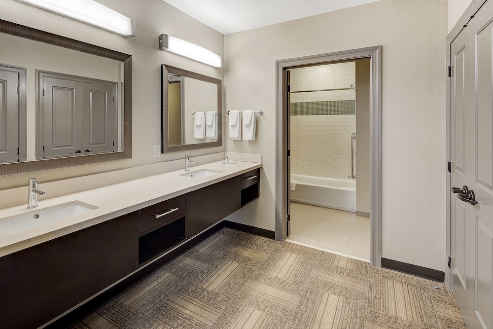 Staybridge Suites Baltimore Inner Harbor by IHG - photo 16