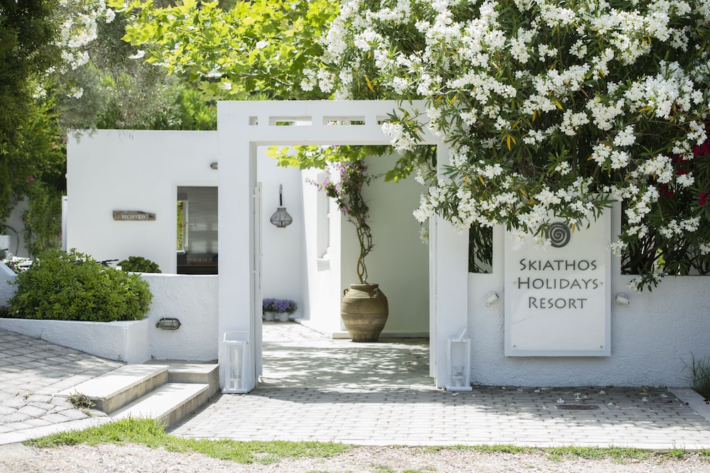 Skiathos Holidays - carbon neutral hotel in Skiathos