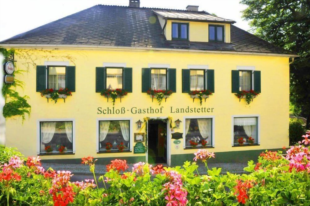 Hotel Schlossgasthof Artstetten — hotel in Poechlarn