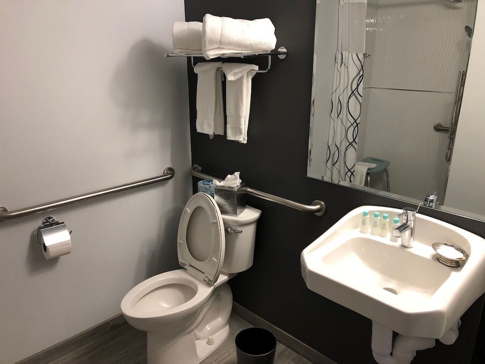 Streamline Hotel - photo 33