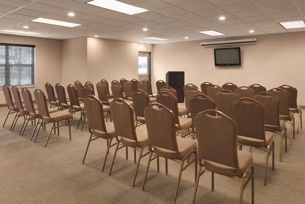 Country Inn & Suites by Radisson Shoreview Mounds View MN - photo 12