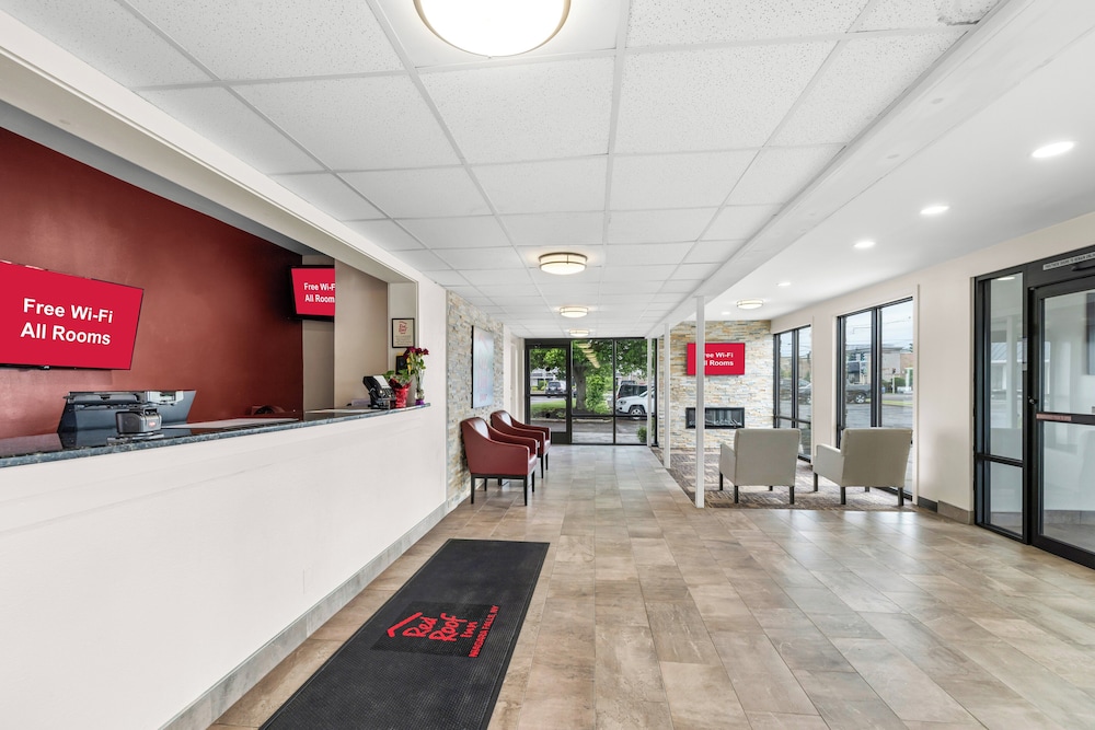 Red Roof Inn Niagara Falls - photo 4