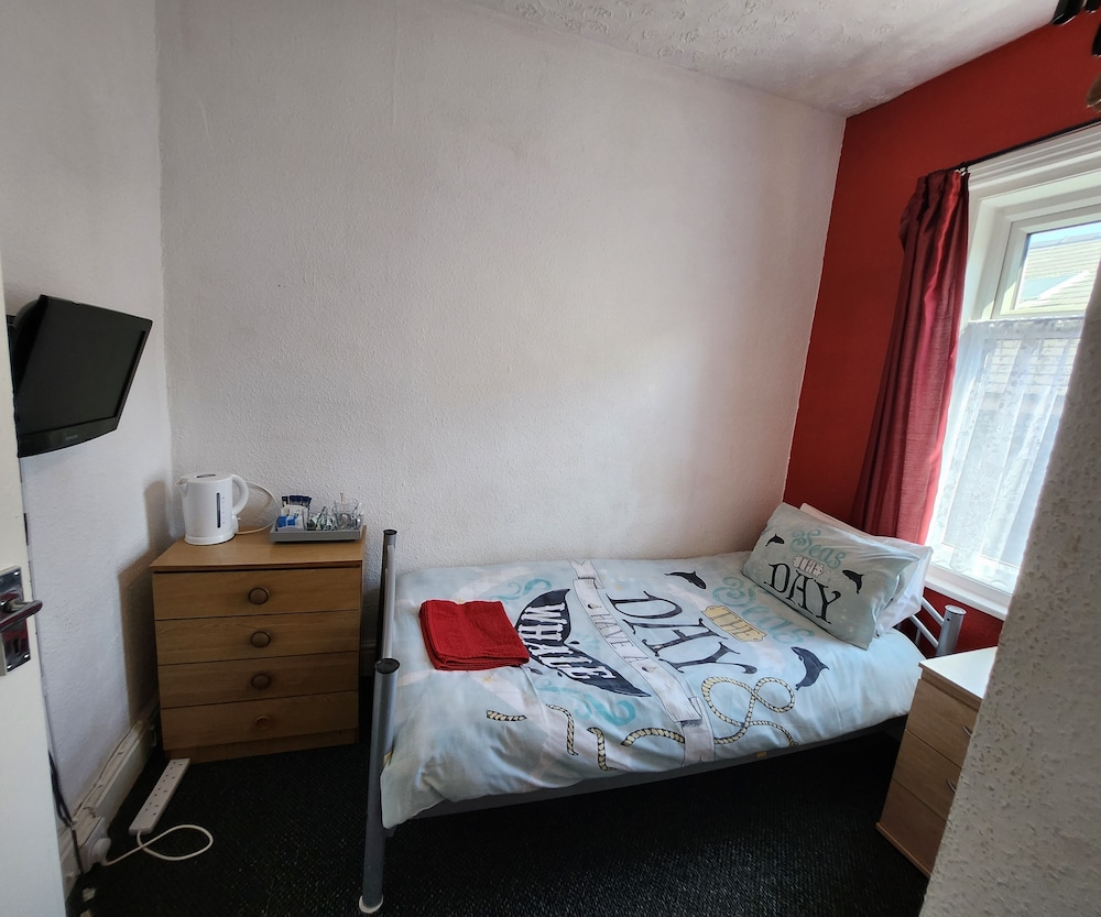 The Moorfield — Blackpool — photo 4
