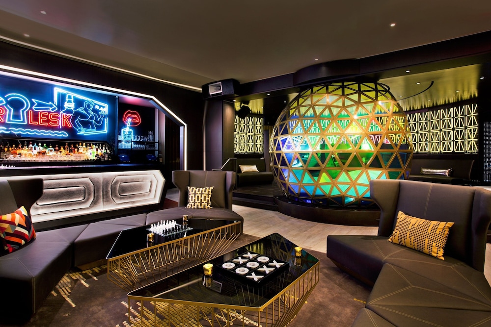 מזון ומשקאות