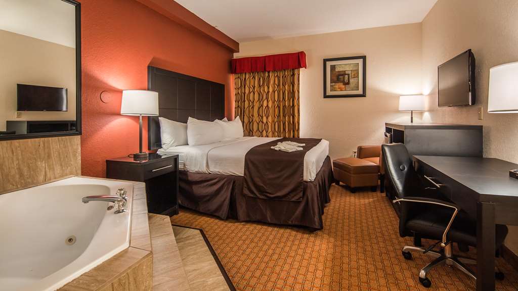 Best Western Mulberry Hotel - photo 12