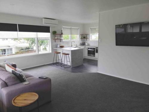 Centrally located and recently renovated — 4-Star Luxury Hotel in Hamilton, New Zealand
