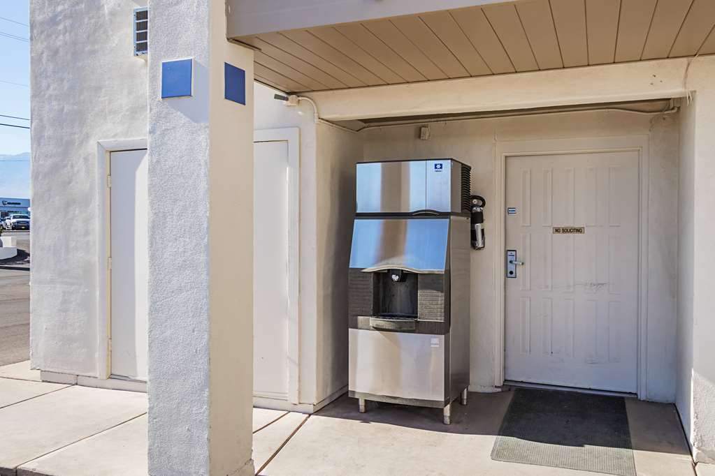 Motel 6 Safford AZ - photo 27