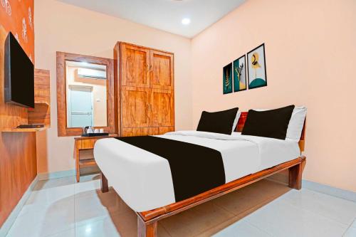 Collection O Dighori Nagpur in Nagpur, India