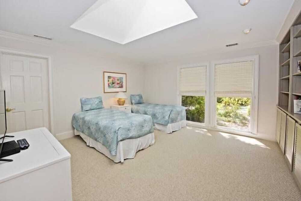16 Turnberry Lane at The Sea Pines Resort - photo 4