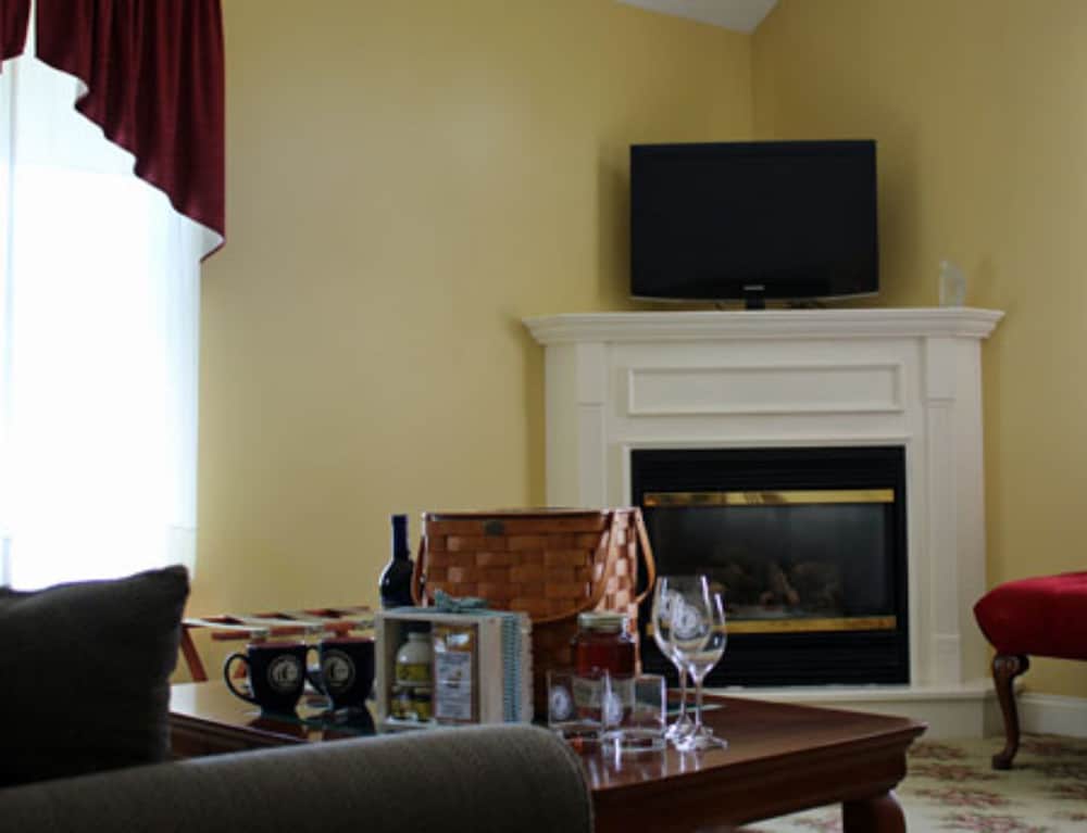Kearsarge Inn - photo 29