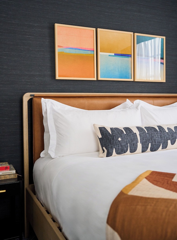 Rusk House Serviced Apartments — 4-Star Luxury Hotel in Houston, United States