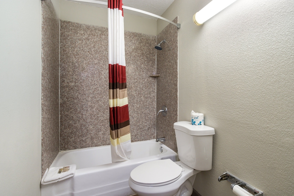 Baymont by Wyndham Socorro - photo 22