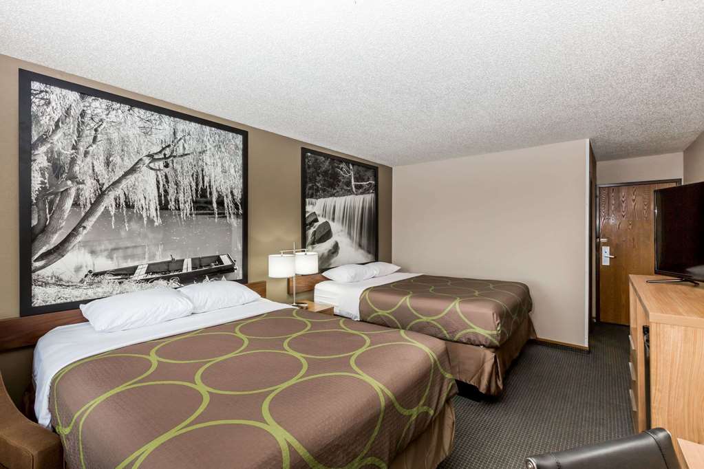 Super 8 by Wyndham Hays KS - photo 14