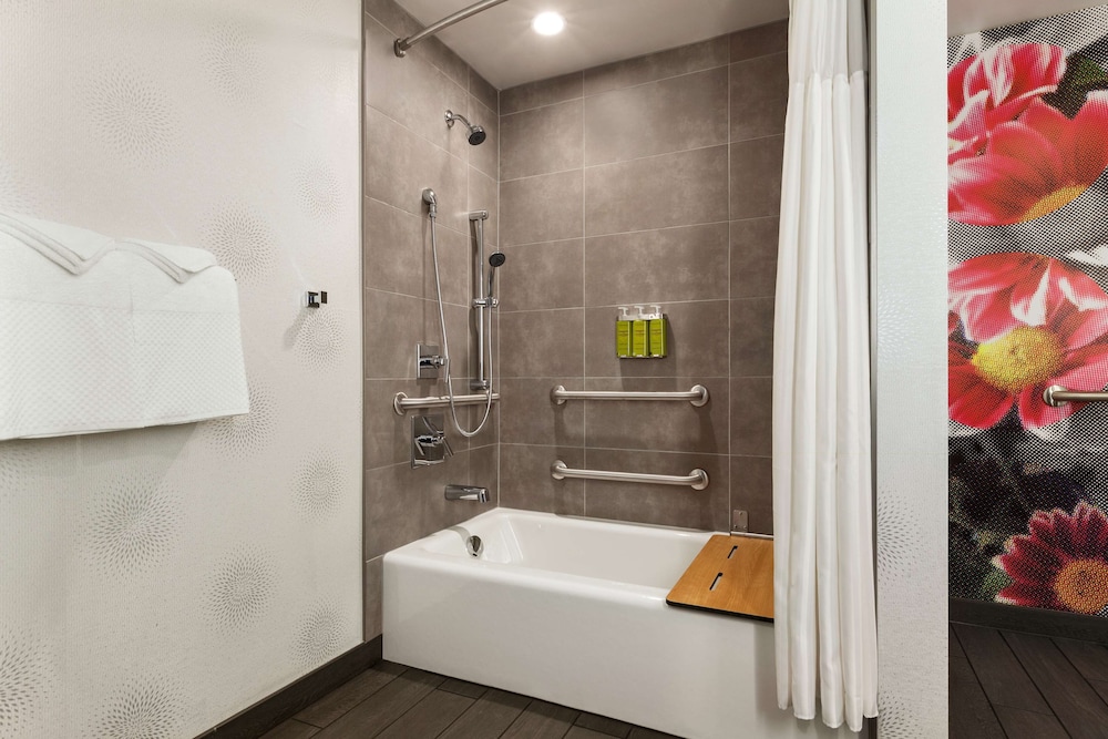 Hilton Garden Inn Boulder - photo 22