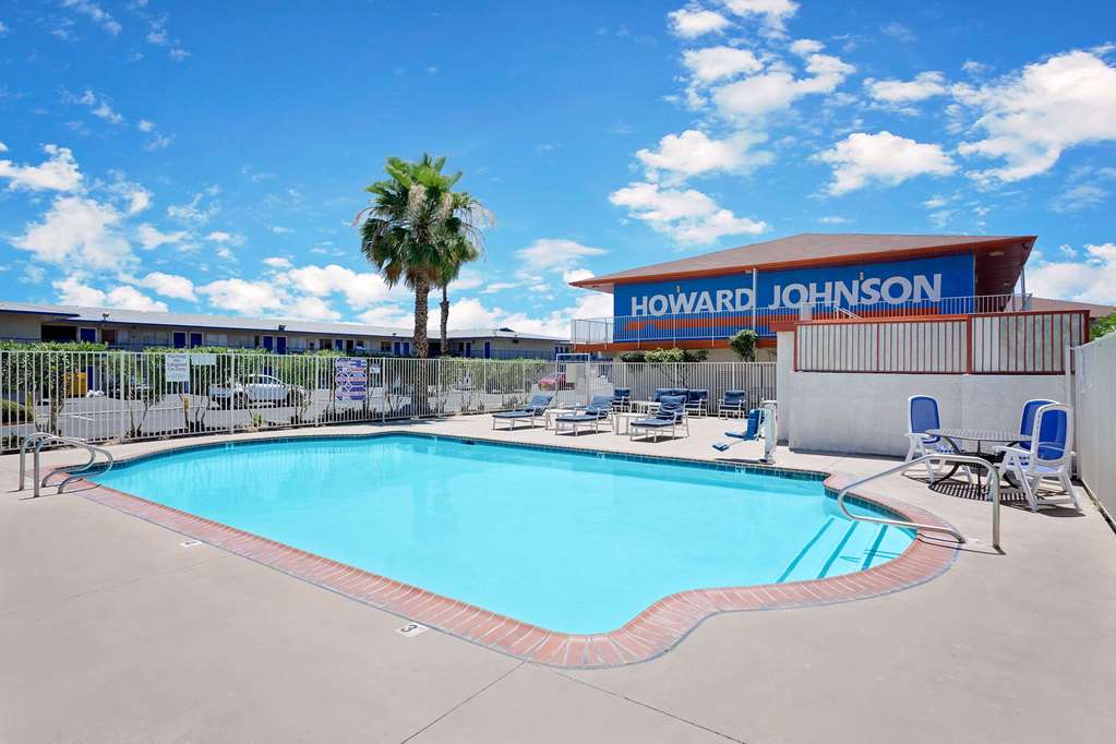 Howard Johnson by Wyndham Las Vegas near the Strip - photo 4