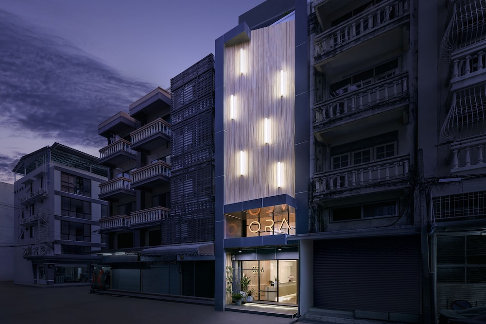 ORA Hostel Bangkok