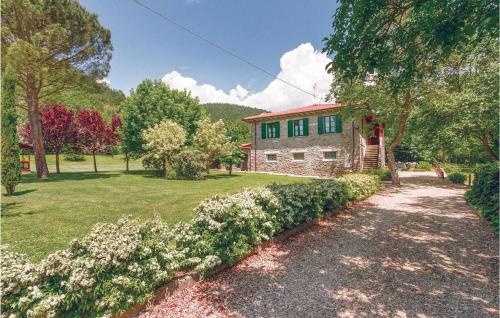 4 Bedroom Stunning Home In Partina Ar — 4-Star Luxury Hotel in Serravalle, Italy