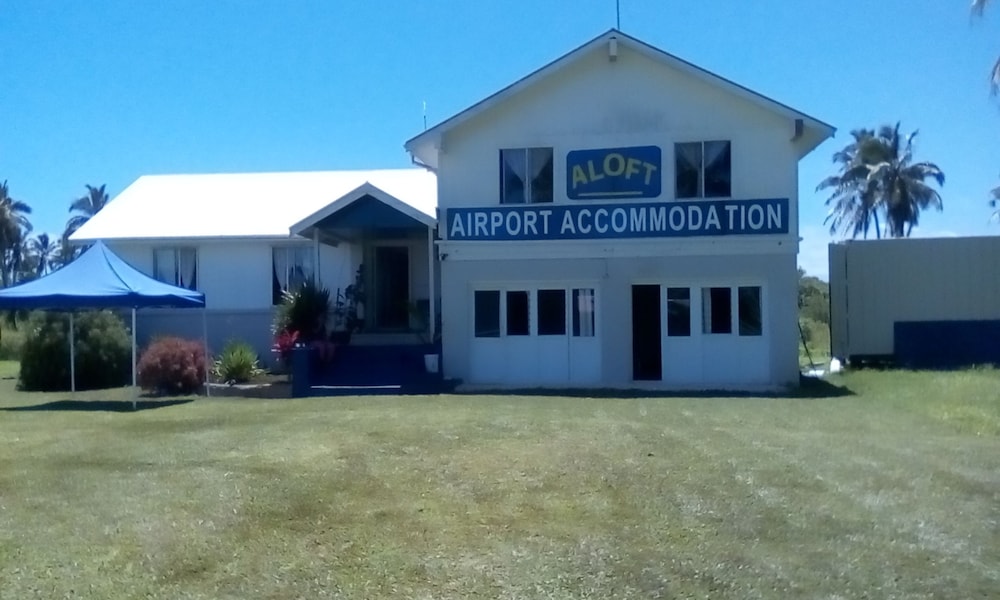 Aloft Airport Accommodation — Unknown City