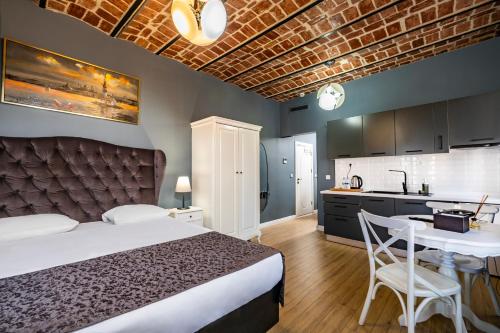 Selvese Suites Serviced Living in Galata — 4-Star Luxury Hotel in Istanbul, Turkey